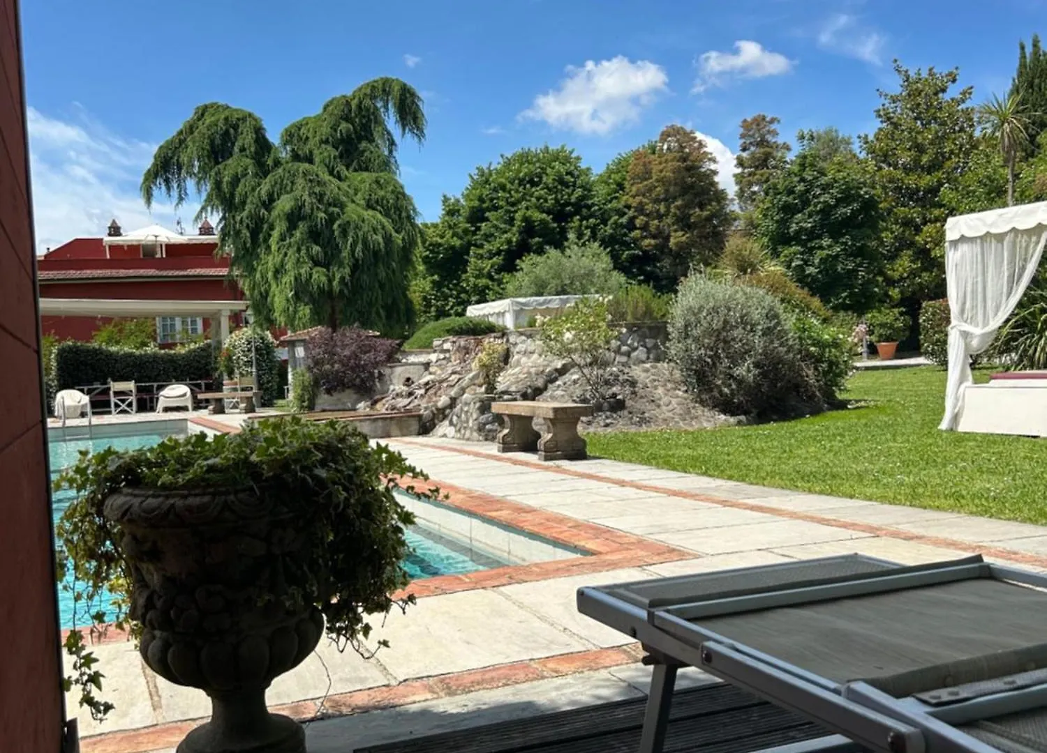 Basilimo Di Home Hill Capannori Italien